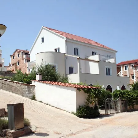 4608b Jelsa (Hvar)